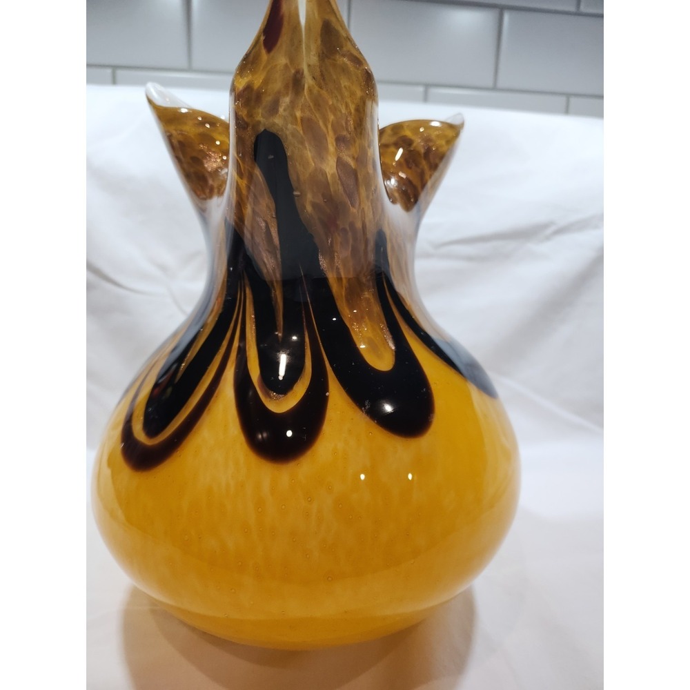 Murano Orange and Black Glass Base 21 cm high 17.5 cm wide 2.4 kg - Picture 2 of 16